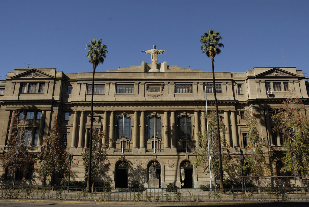 ¿Buscas trabajo? La Pontificia Universidad Católica de Chile tiene vacantes abiertas