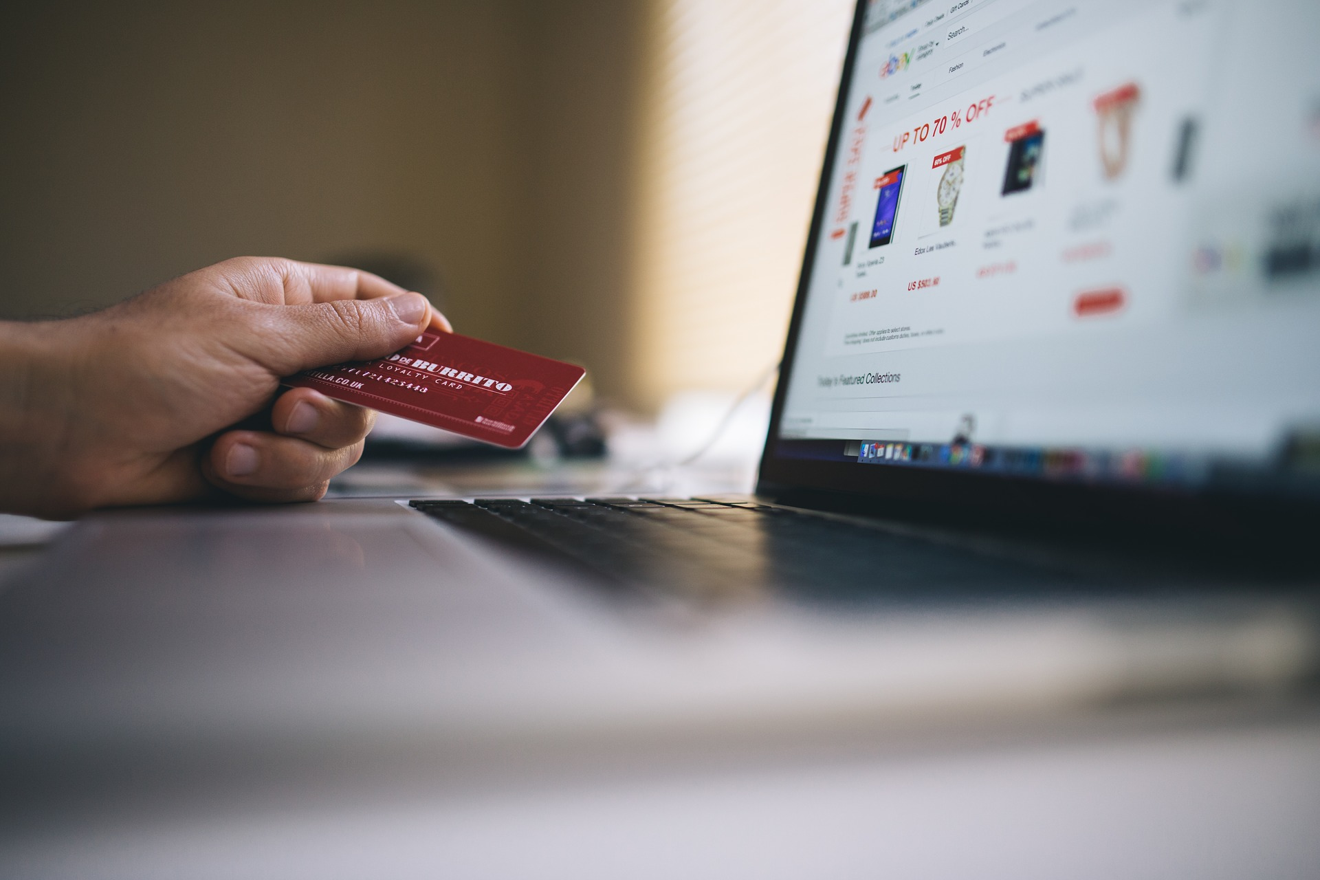 ¿Cómo se usa el Comparador de Tarjetas de Crédito del Sernac?