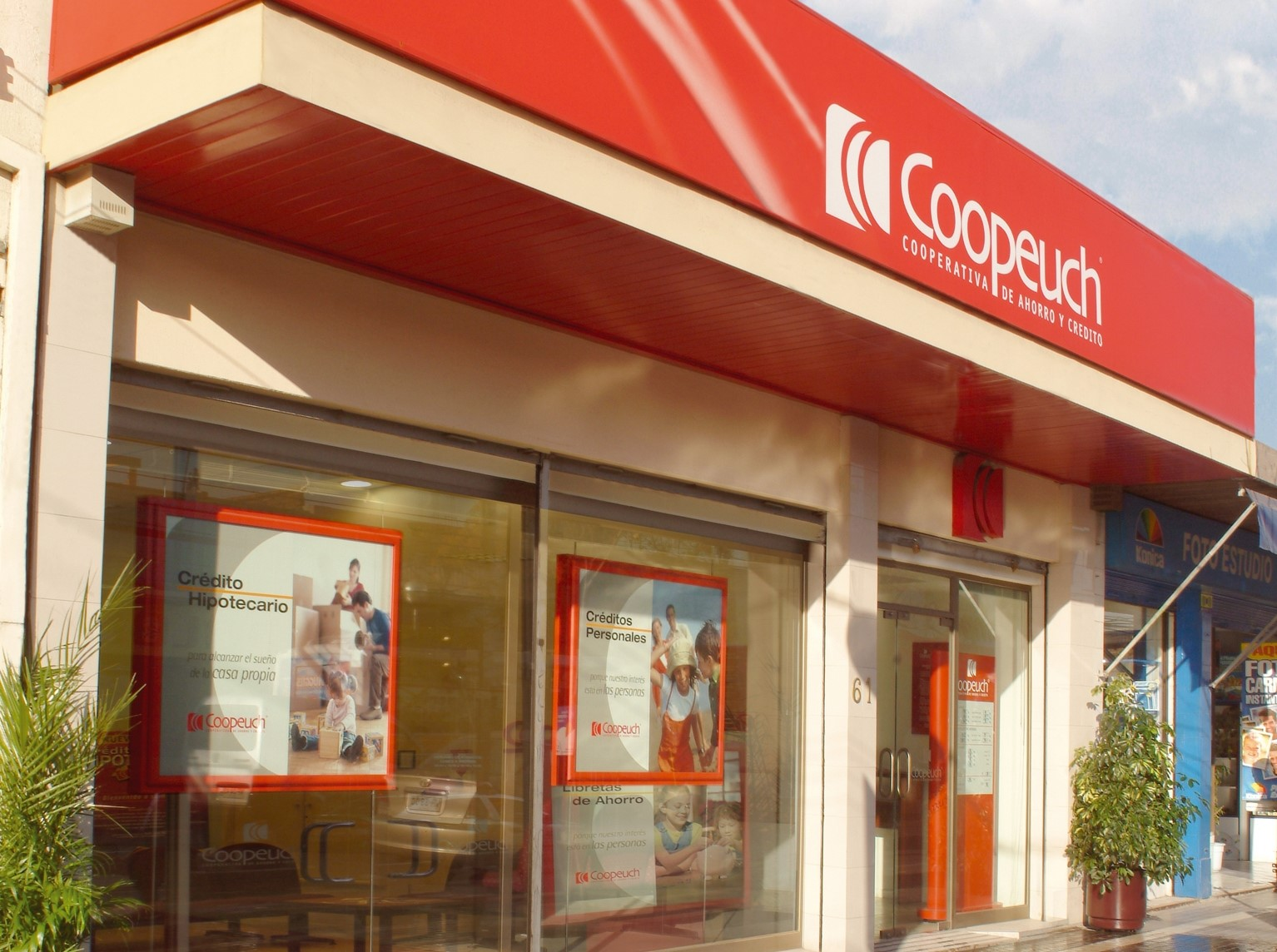 ¿Cuál es el contacto de la cooperativa Coopeuch? Teléfono, app, Coopeuch en línea y horarios