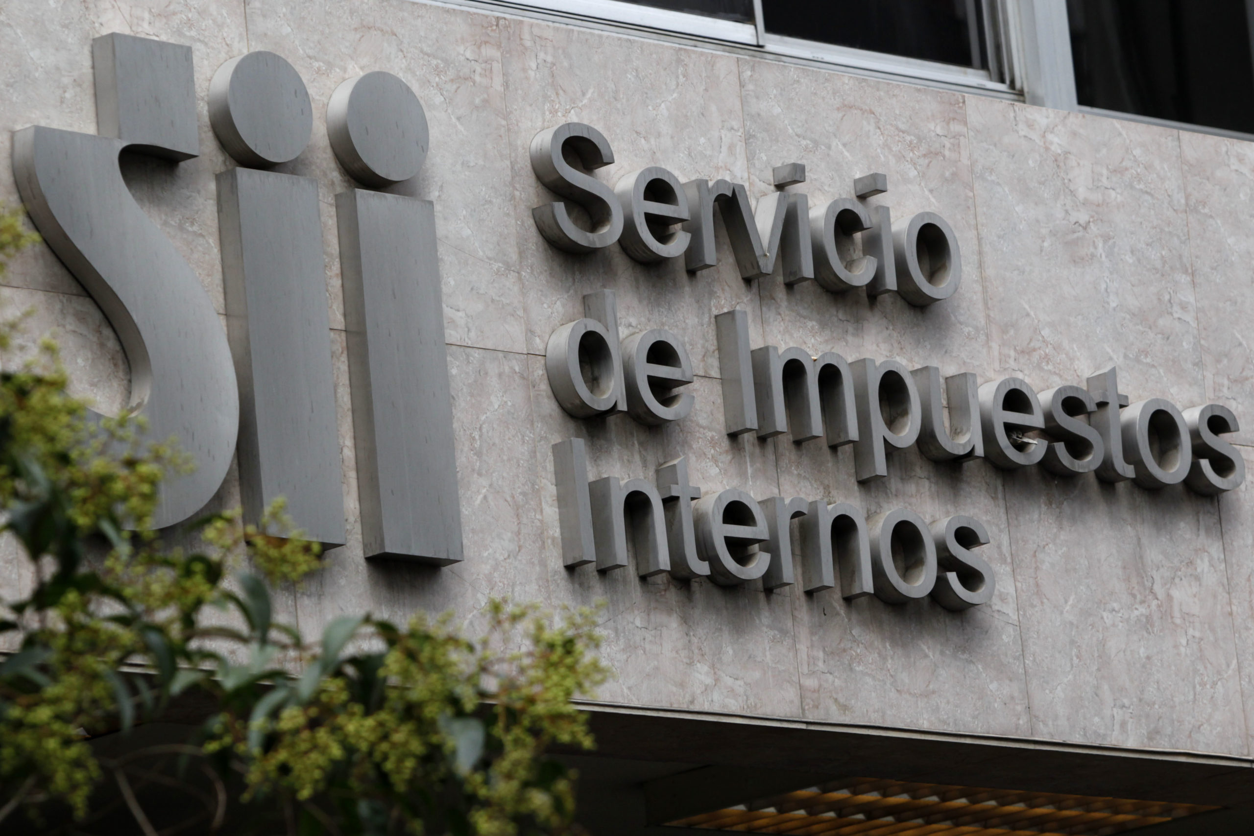 ¿Sabías que el SII observará las cuentas que reciban muchas transferencias?