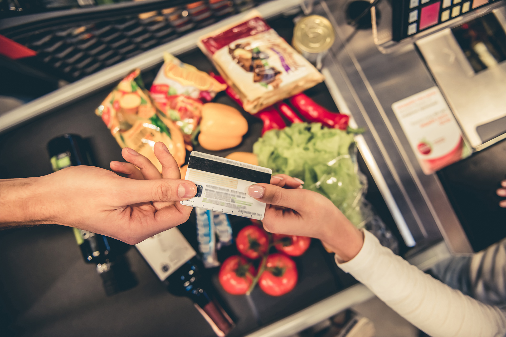 ¿Quieres que tus compras te devuelvan dinero? Descubre el cashback de Santander