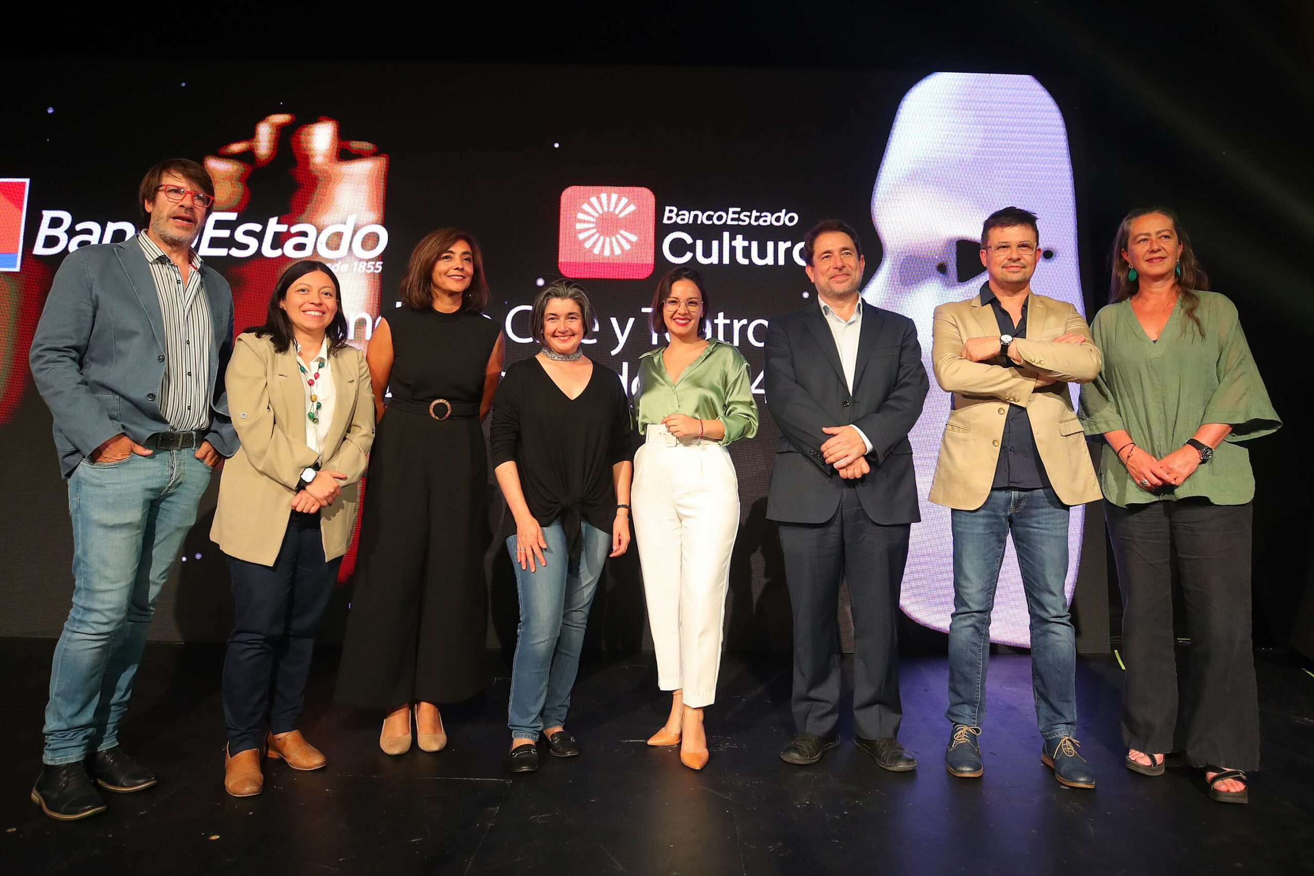 BancoEstado relanzó su fondo para impulsar el cine y el teatro chileno