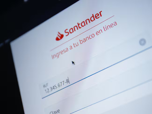Usuarios de Banco Santander reportan nueva caída masiva del sistema